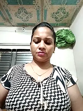 payel_50 (F young) - 5 minute fingering show