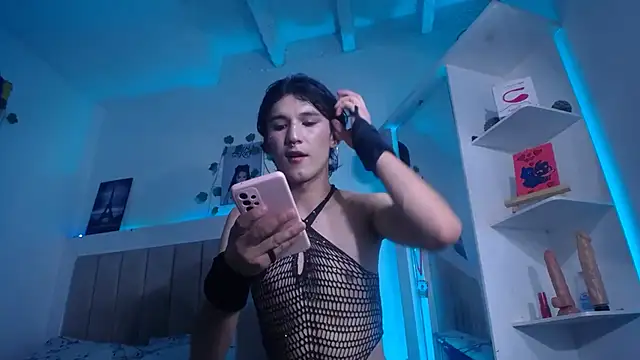 jullian_ricci (M twink) - my firts cum