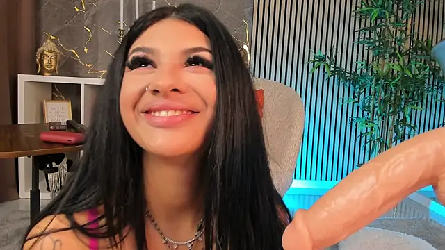 spicyleila (F young) - Make my body shake more and moree
