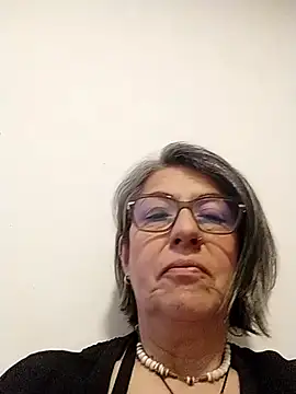 nocturnewhisper webcam