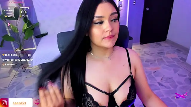 martinasaez live cam on StripChat