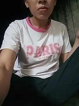 Jade-ee live cam on StripChat