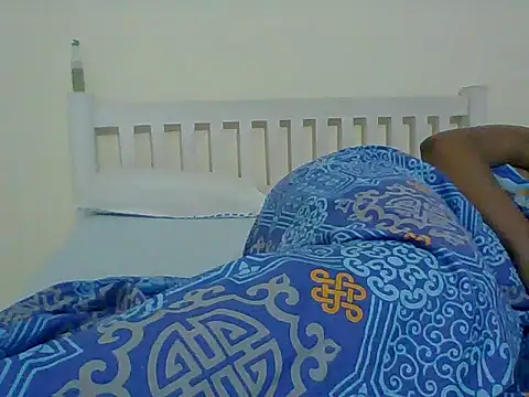 Swt_dee live cam on StripChat
