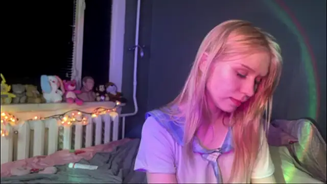 sexy_cute18 live cam on StripChat