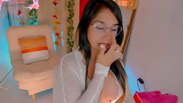 Miss_ash webcam