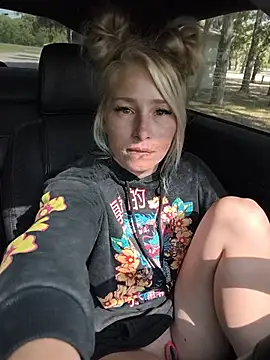 POPPY_XO's live cam