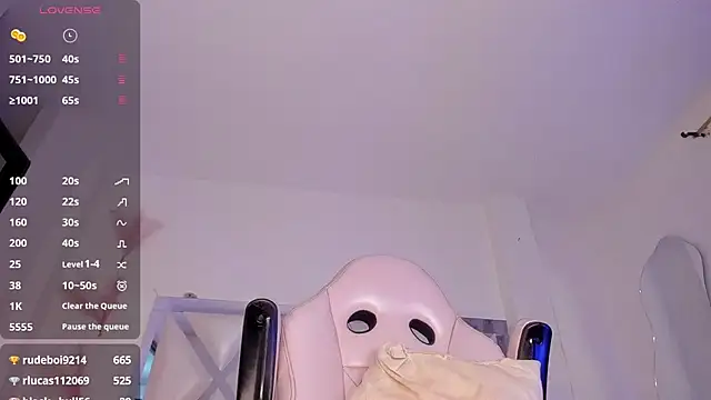 Mia_royal webcam