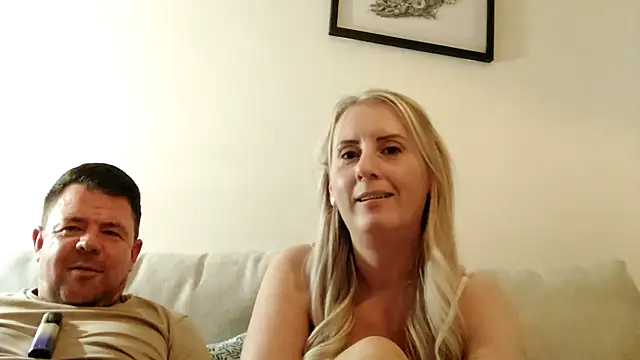 Elegant_Erin webcam