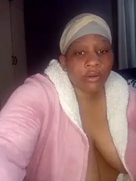 PIXIEBITCHXXX26 webcam