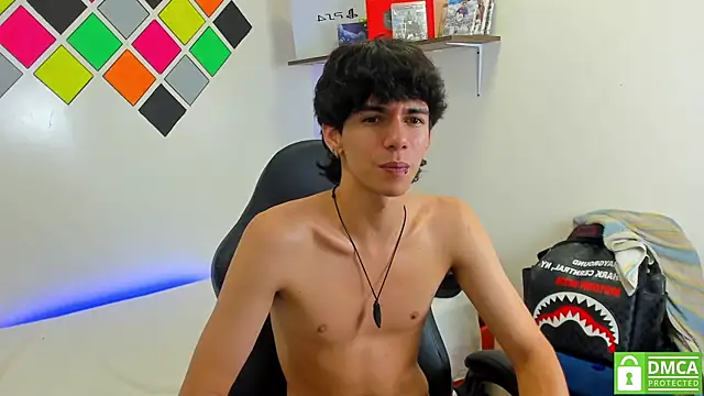 AmethystShadow17 webcam