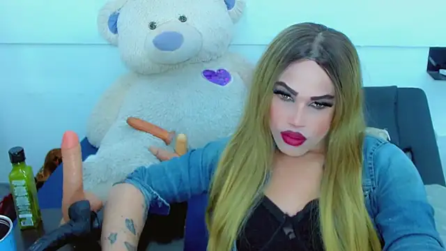 NharaBigCock webcam