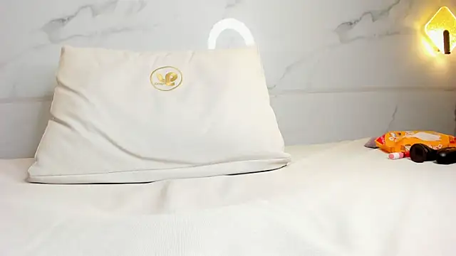 alena_kenner webcam