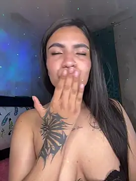 HannahCooper_ webcam