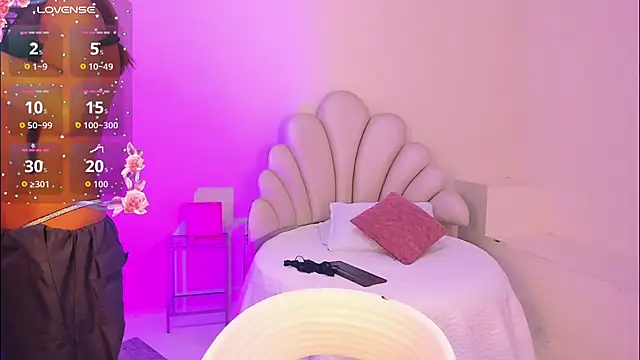 SelenaRogers webcam