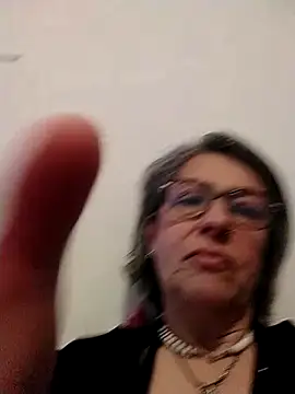 nocturnewhisper webcam