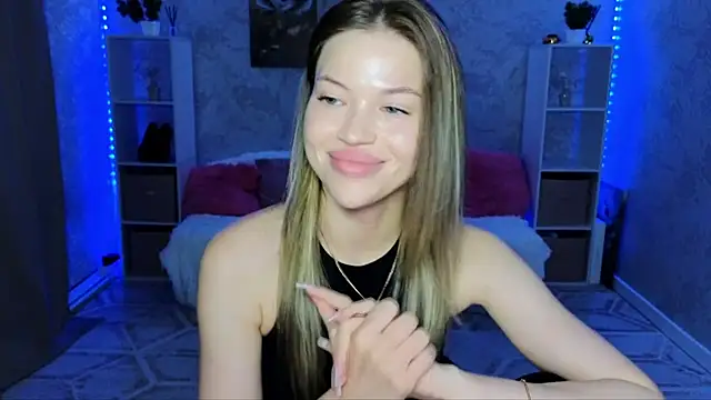 EmmyMills webcam