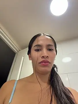 juliaavega (F young) - RIDE AND CUM