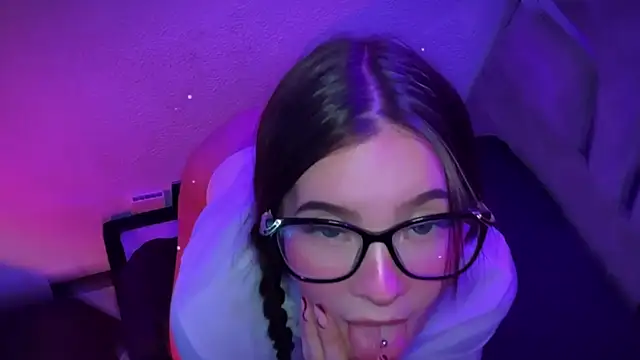 destiny_a (F young) - nora 10 min