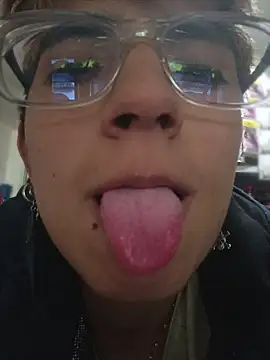 dangerousmuse webcam