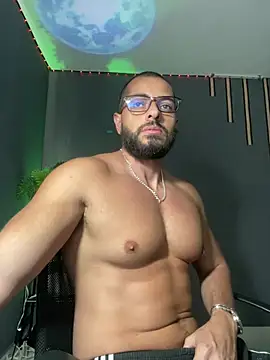 magnumchris live sex cam