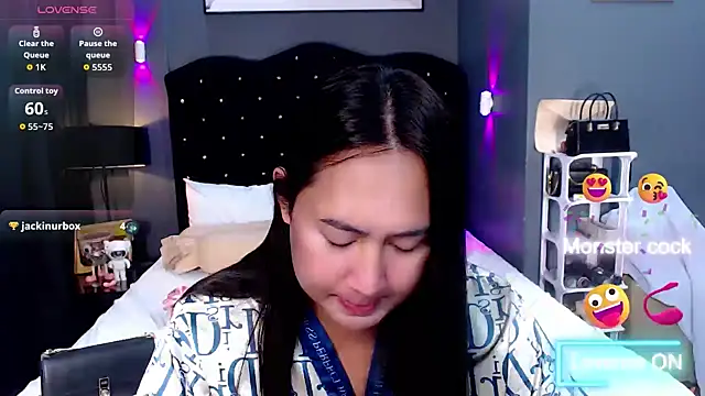 HOTTESTCANDYTS live sex cam