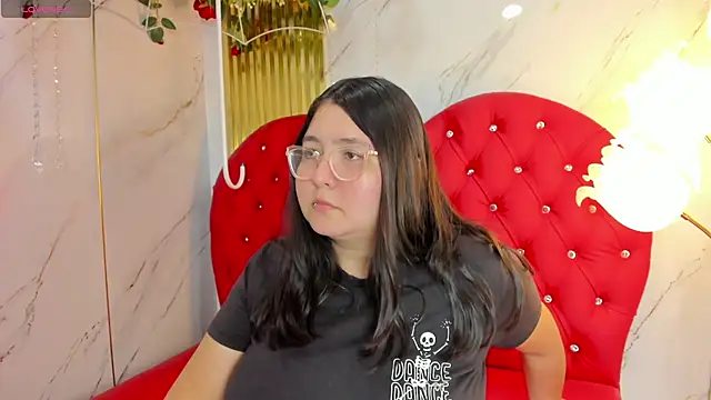 Dulce_meow live cam on StripChat