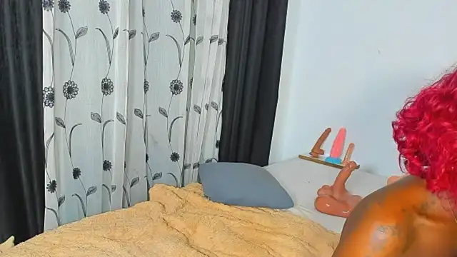 CERTIFIED_SQUIRTER live cam on StripChat