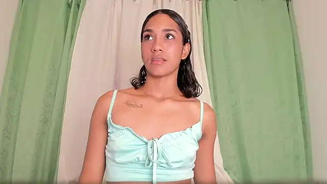 AnahiCollins preview