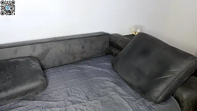 jaguar_777 - Jaguar_777's free webcam - UK Sex Cams