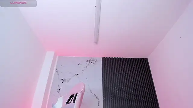Chloemuaak live sex cam