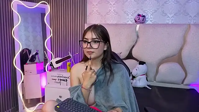 andrea_tay1 webcam