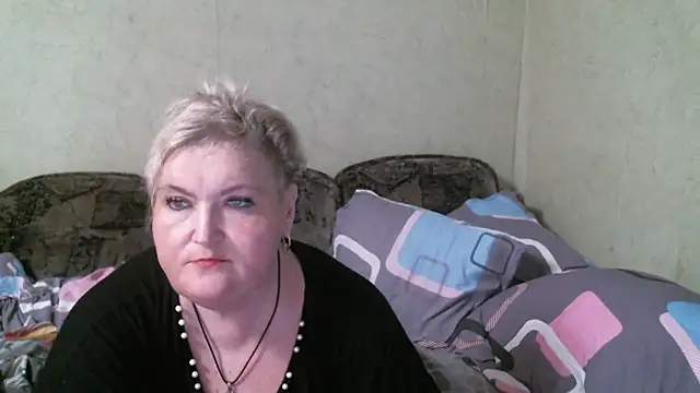 lana555 - Lana555's free webcam - UK Sex Cams
