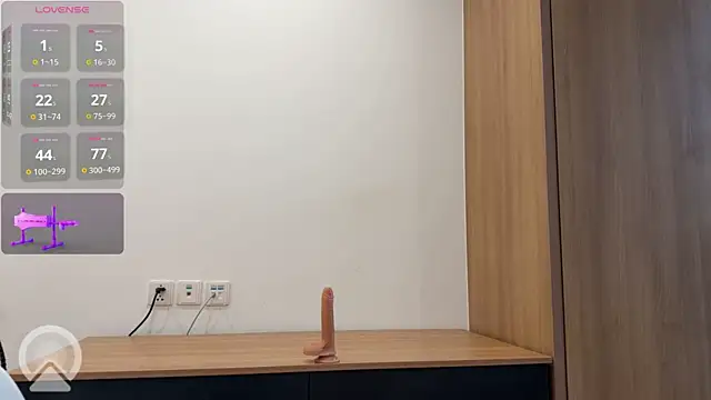icydiva (F young) - my ride dildo