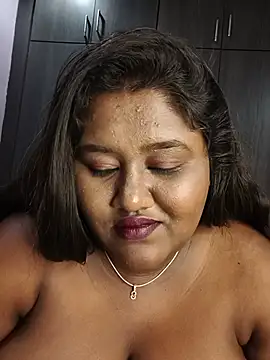 horny_diana live cam on StripChat