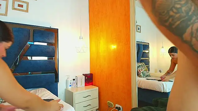 Irina_and_Max webcam