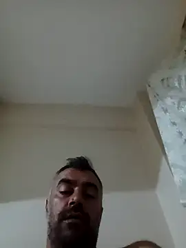kevgir08 live cam on StripChat