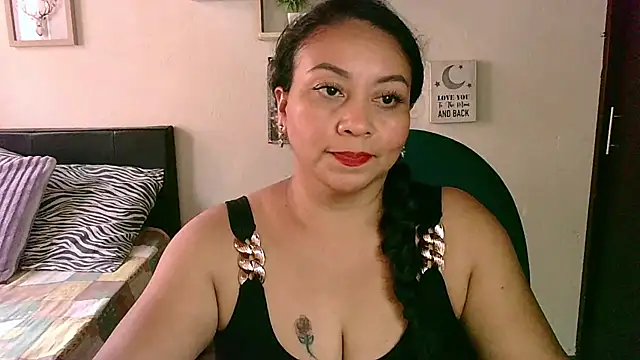 zaray_bella webcam