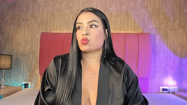 Kendra_kobein live cam on StripChat