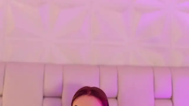 lea_walkerr webcam