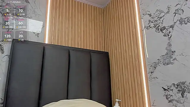 Maya_johnson2 webcam