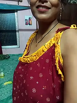 Little-Roshni live sex cam