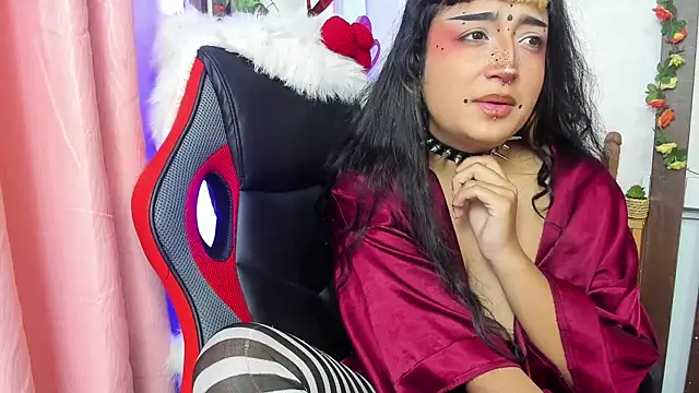 MeowMota_ live cam on StripChat