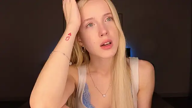 adele_armass webcam