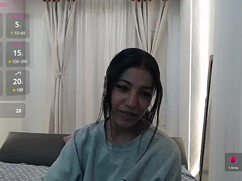 Scarleet_miaa webcam