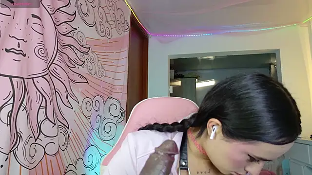 issa_dolly webcam