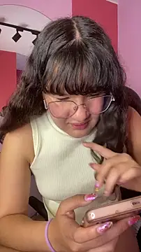 SOFTBERRY_ live cam on StripChat