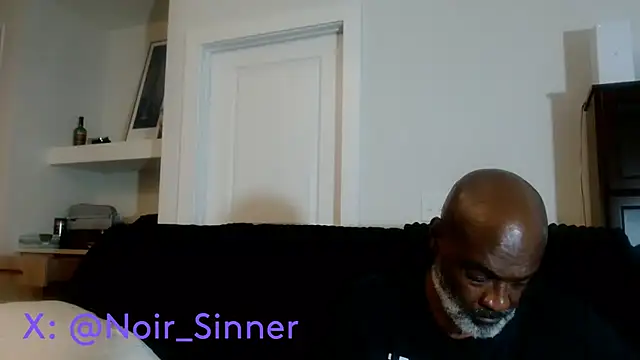 sinnernoir (M mature) - stroke, standing, show ass