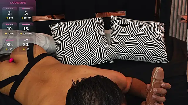 thomas_montiel live cam on StripChat