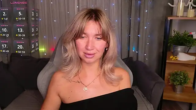MilaBott webcam