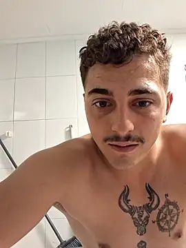 papisabroson webcam